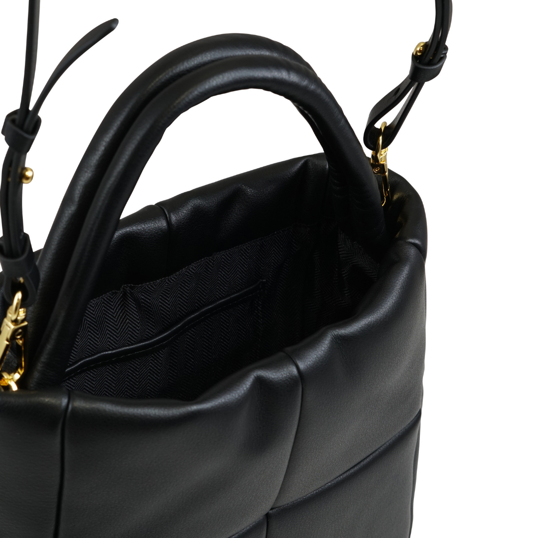 SASHA IN PELLE MOUSSE NERA