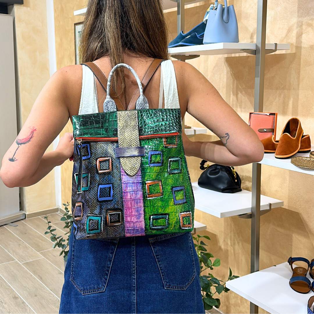 SISSY ZAINO IN PELLE DIPINTO A MANO