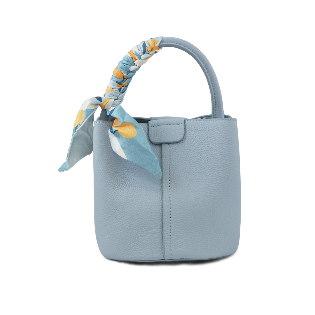 ADA IN PELLE MOUSSE PIUMA CON FOULARD