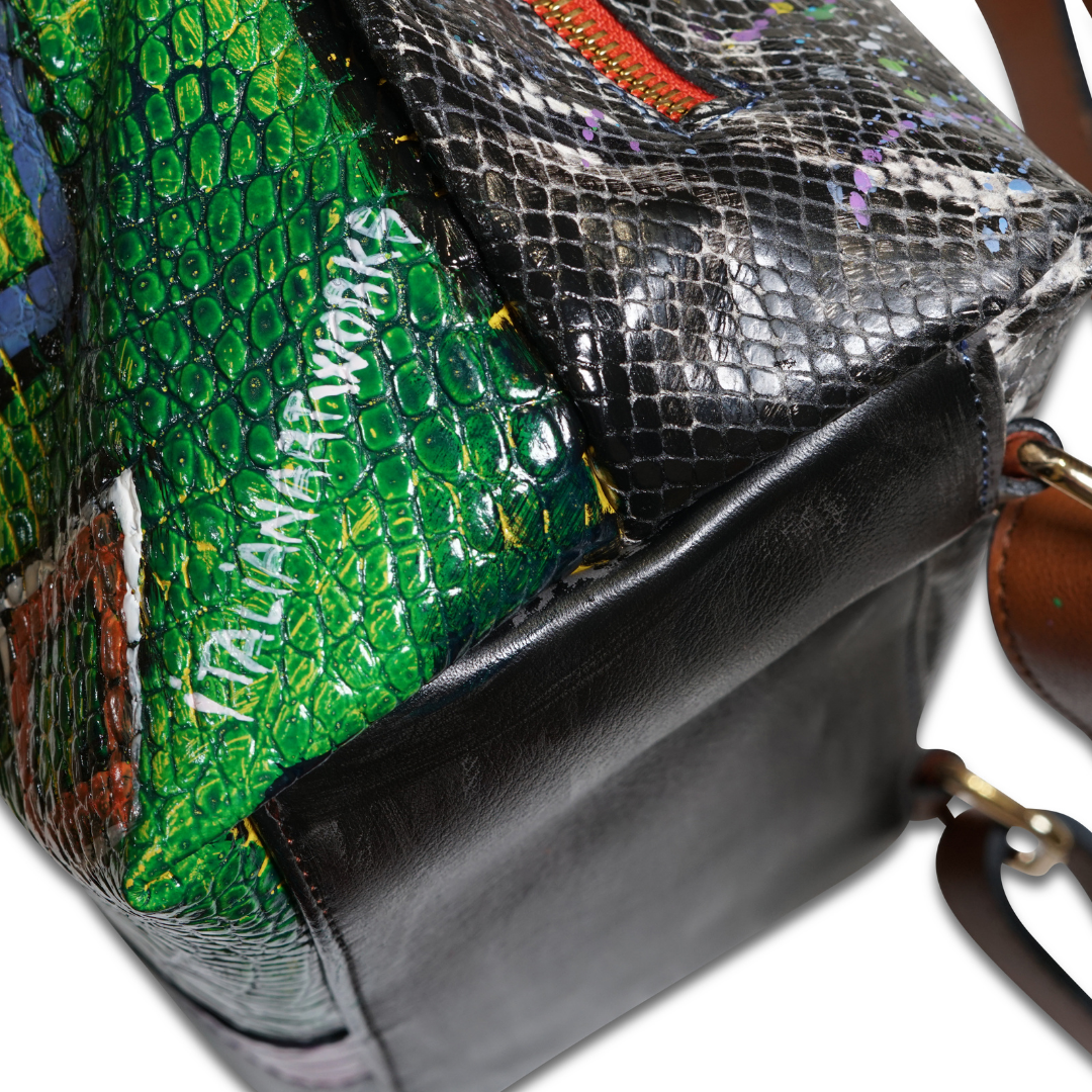 SISSY ZAINO IN PELLE DIPINTO A MANO