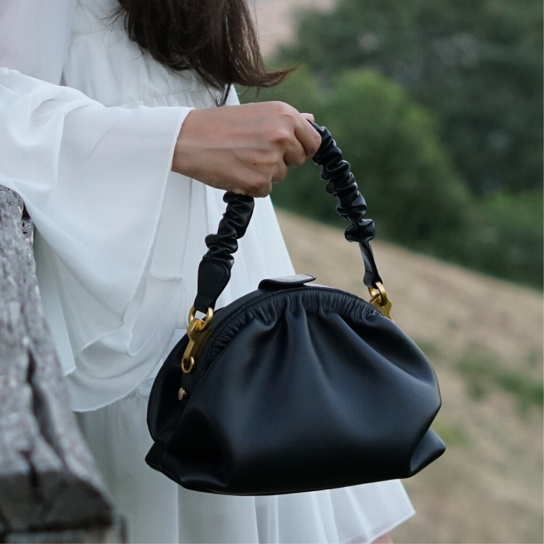 MUFFIN IN PELLE NERA